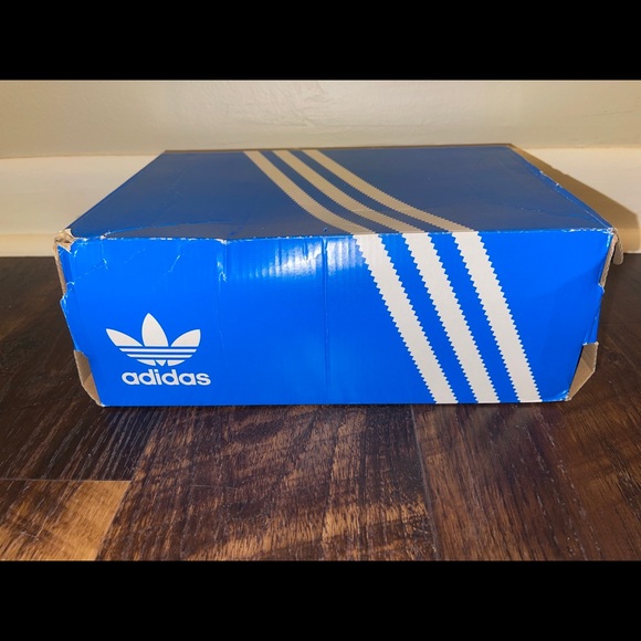 New adidas “Originals Superstar 80s ”SNS Kinenbi (FY0642) Size 6 Damaged Box - Picture 6 of 7